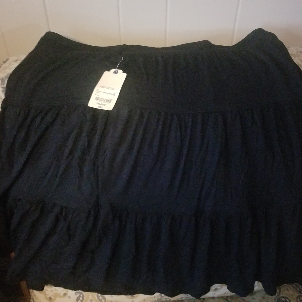 St John's bay skirt. Black. XXL